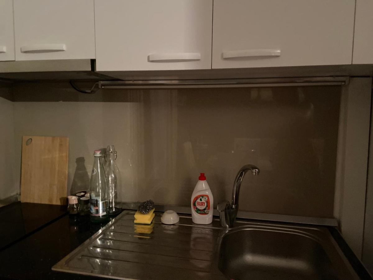 Rori'S Apartment Qerret غوليم المظهر الخارجي الصورة